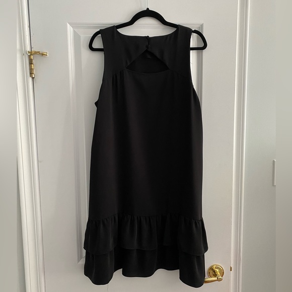⭐️ LOFT Formal Ruffle Dress - Picture 6 of 8